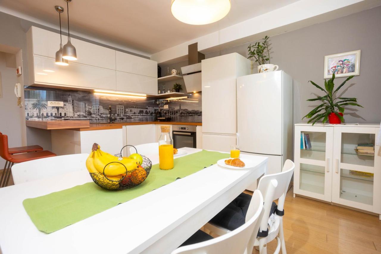 Apartment Aviani Split Exterior photo