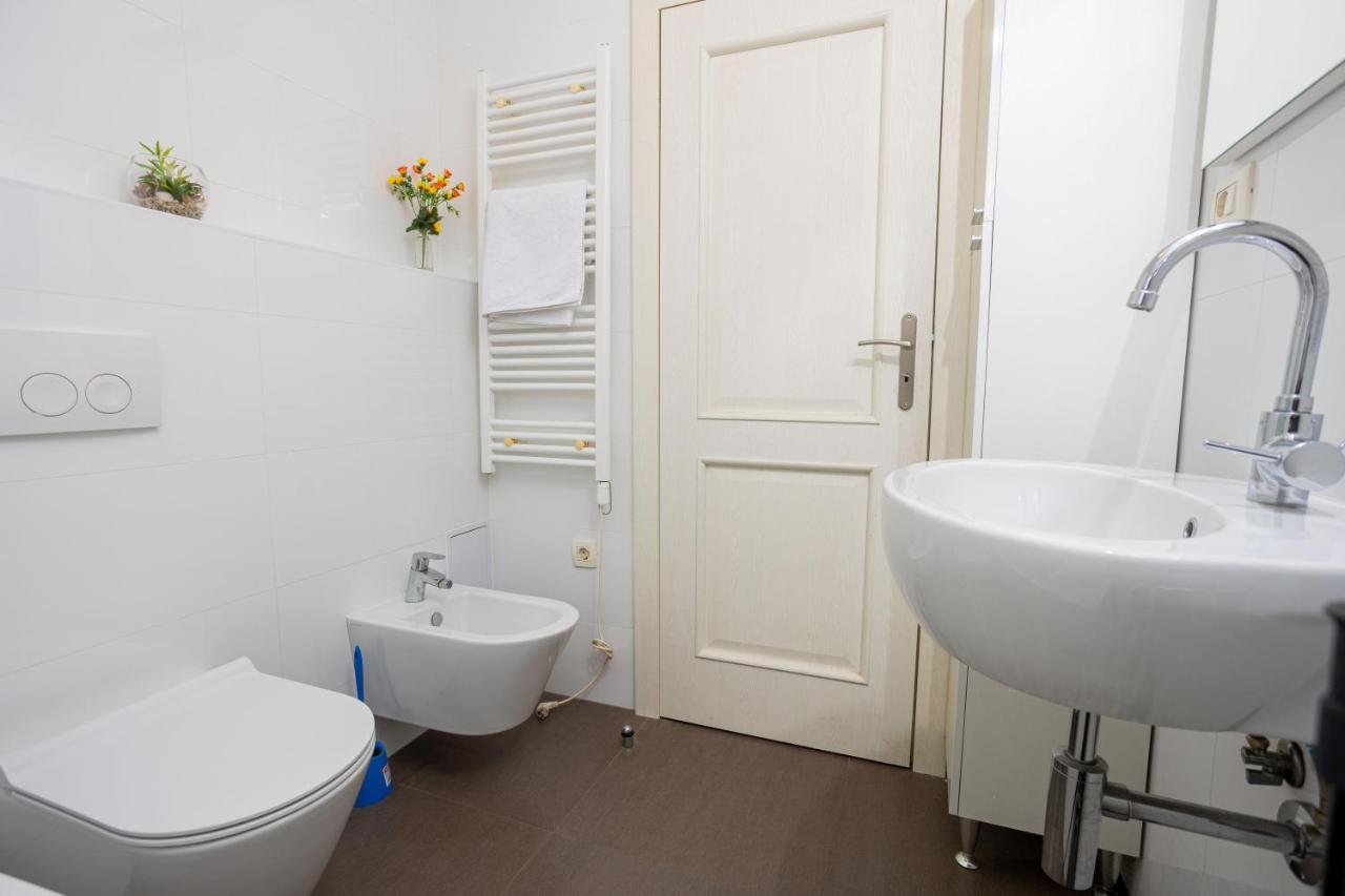 Apartment Aviani Split Exterior photo